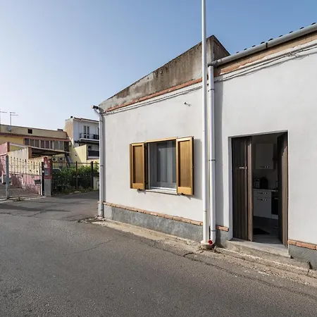 Casa Manu Дом отдыха Ассемини